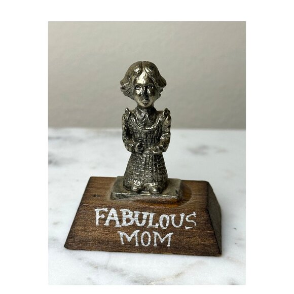 Vintage Pewter Mini Trophy Figurine On Wooden Base"Fabulous Mom" Gift For Mom Mo - Picture 1 of 6